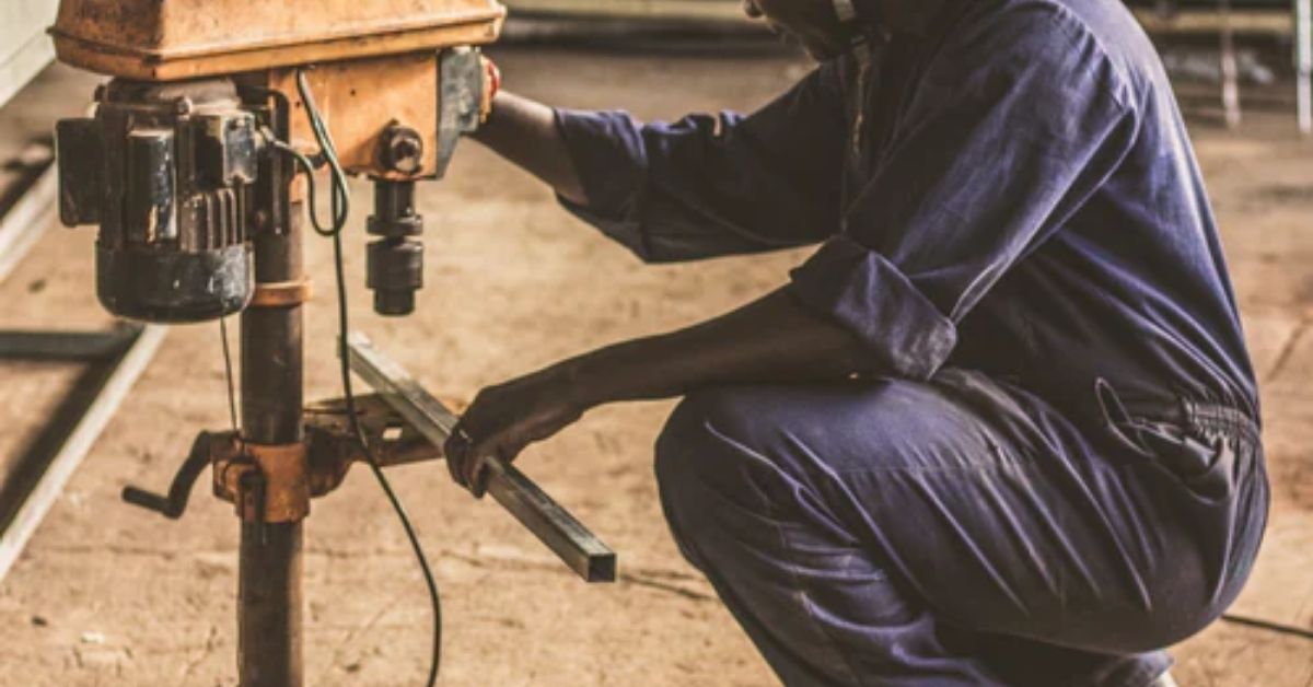 WHY WEAR SAFETY WORK OVERALLS